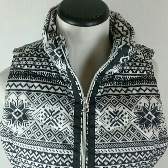 LANDS END l Puff Vest Black White Print - Picture 4 of 8